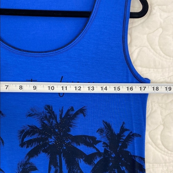 Vanilla Sugar Asymmetrical Blue Tank Top Sz Medium - Picture 7 of 8